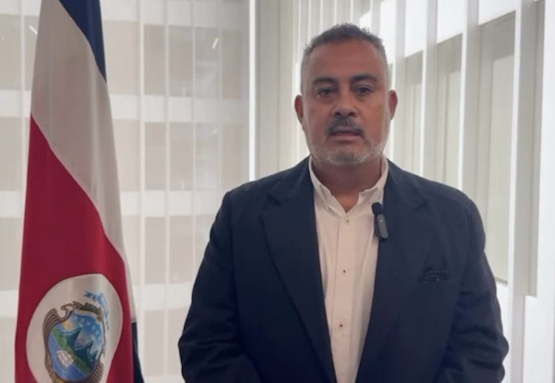 Abogado Víctor Fernández comenta sobre nueva ley de franquicias en Costa Rica